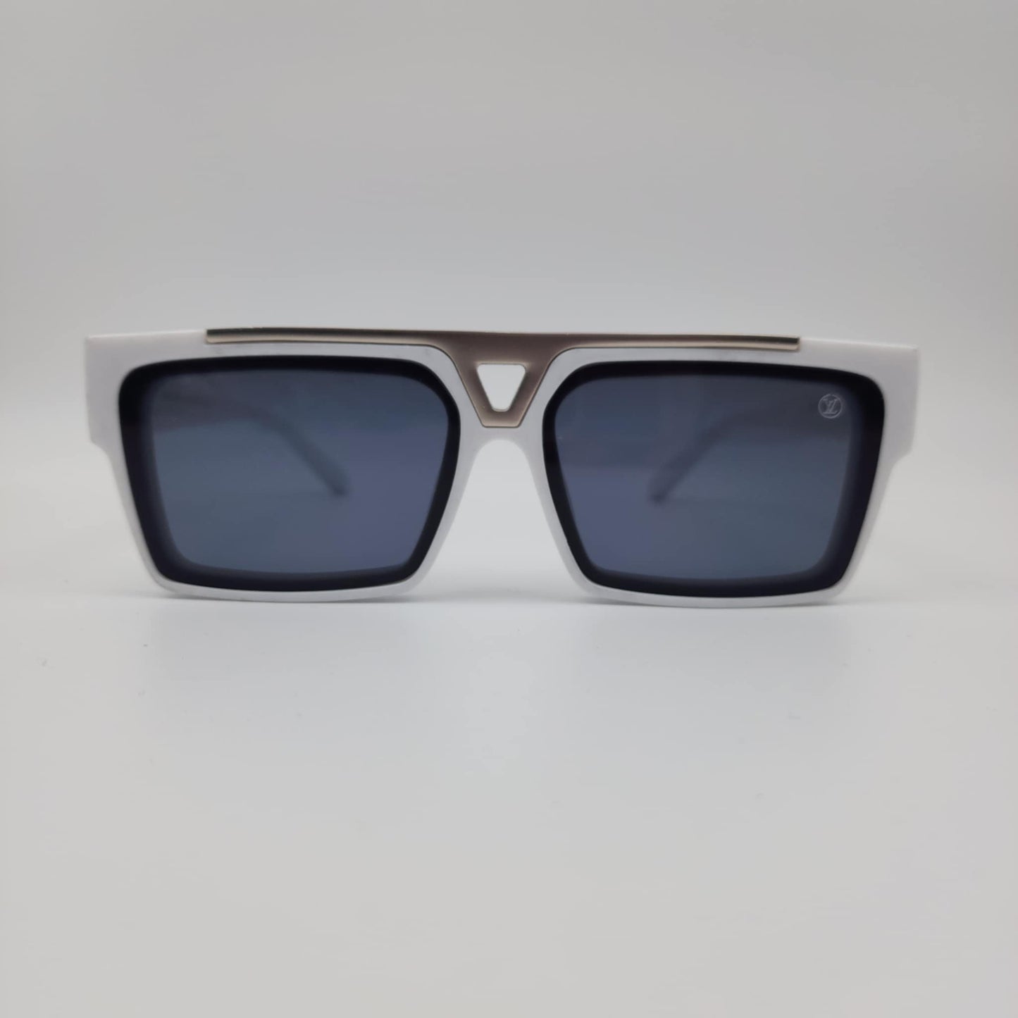 Louis Vuitton Z1984e BLC
