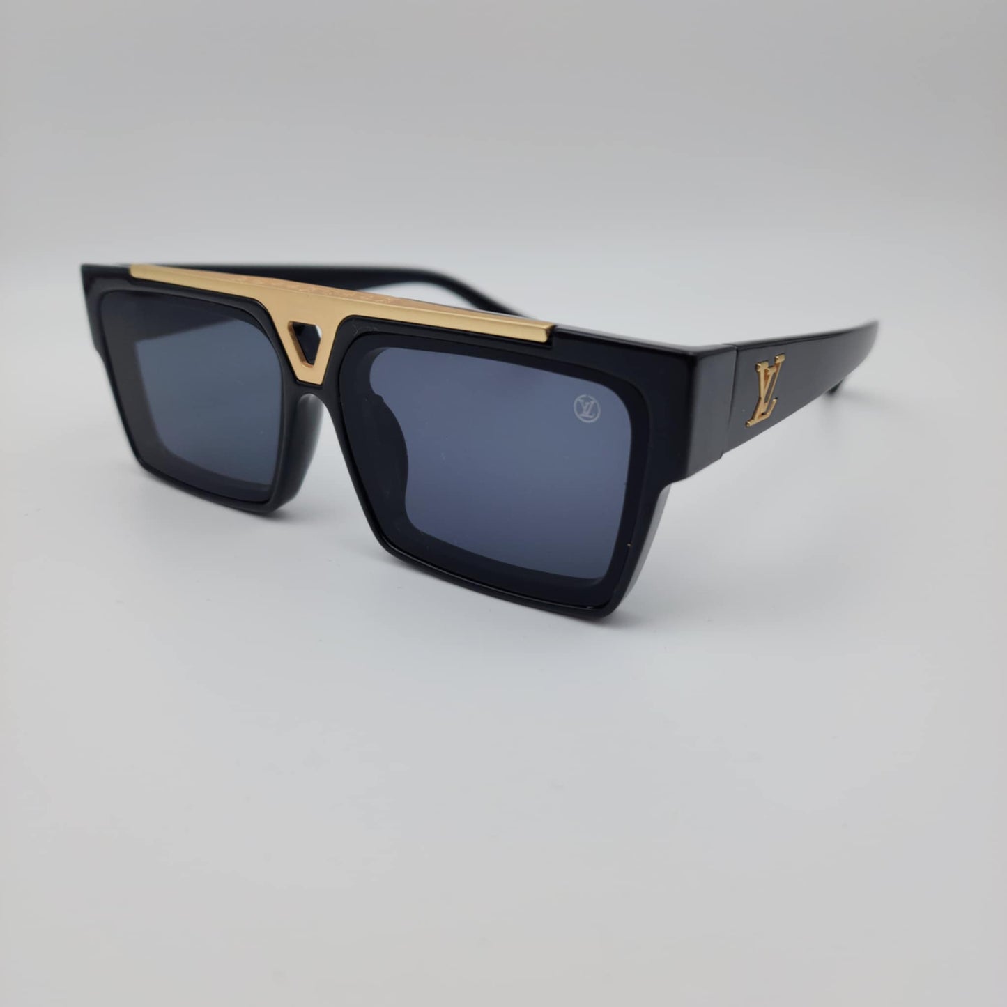 Louis Vuitton Z1984e ND