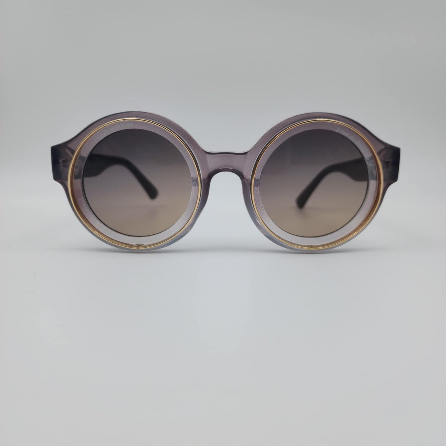 Louis Vuitton A9126 GR