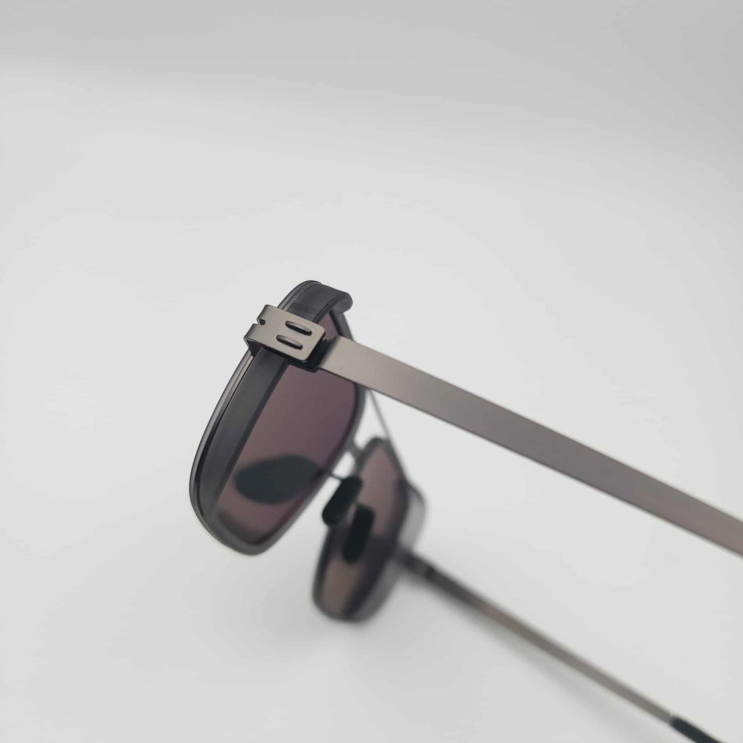 ic! berlin Bruce P006 GR