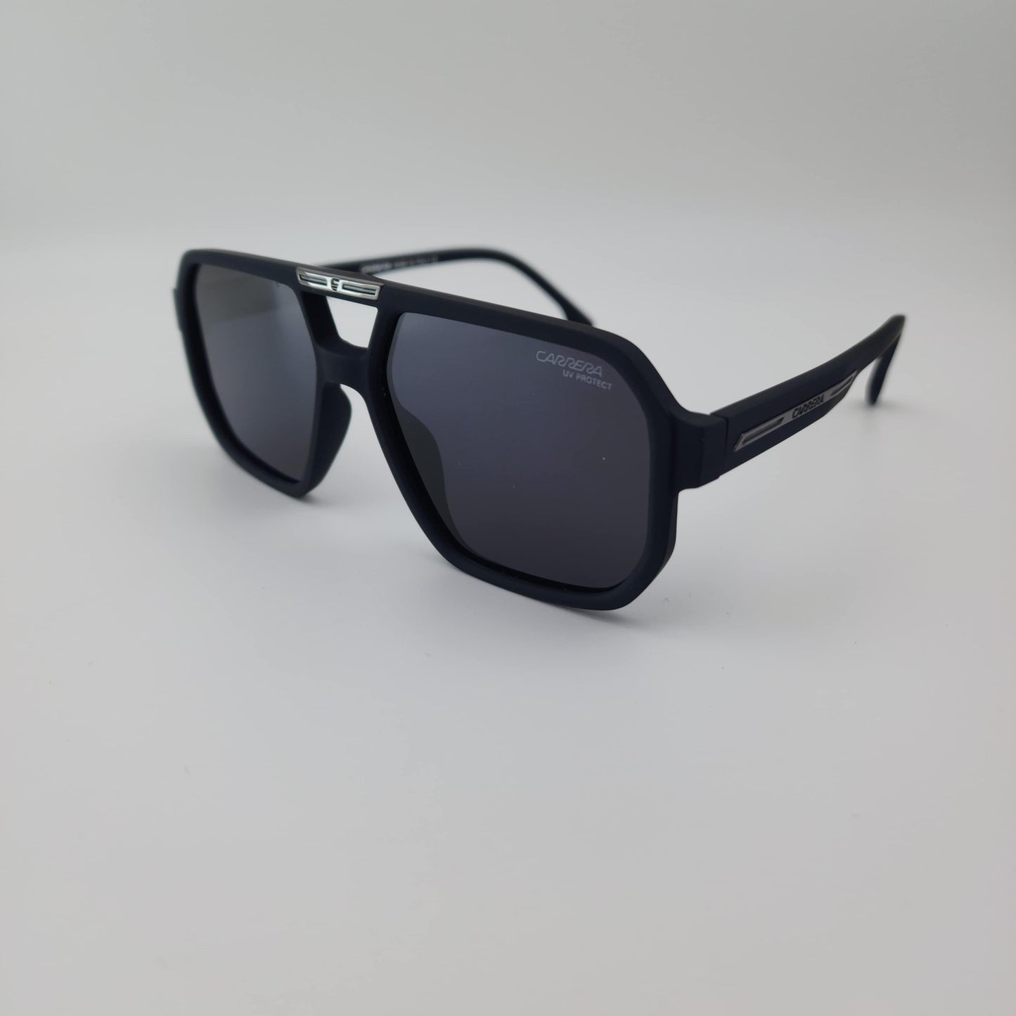 Carrera P6640 NR