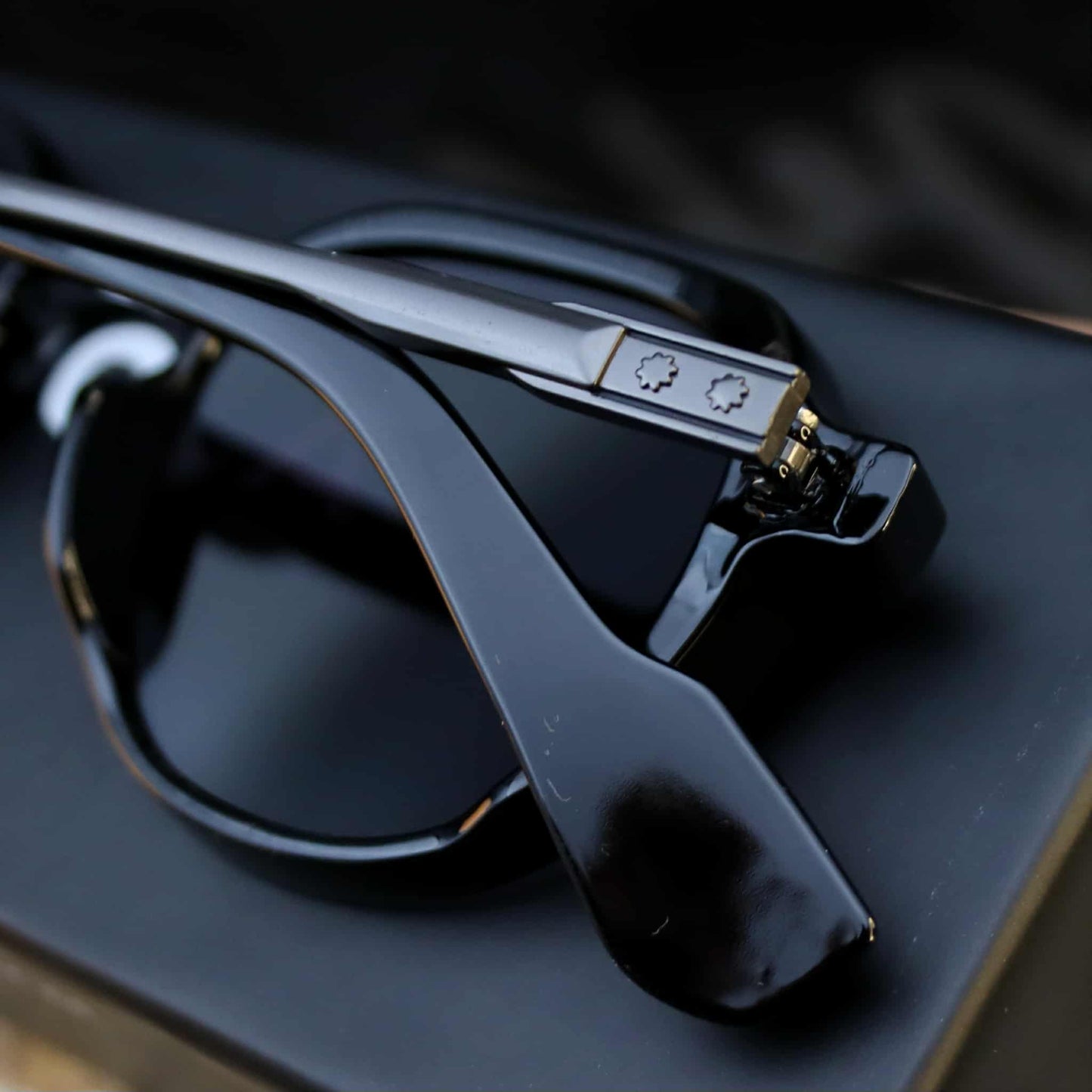 Jaques Marie Mage 6068 NR