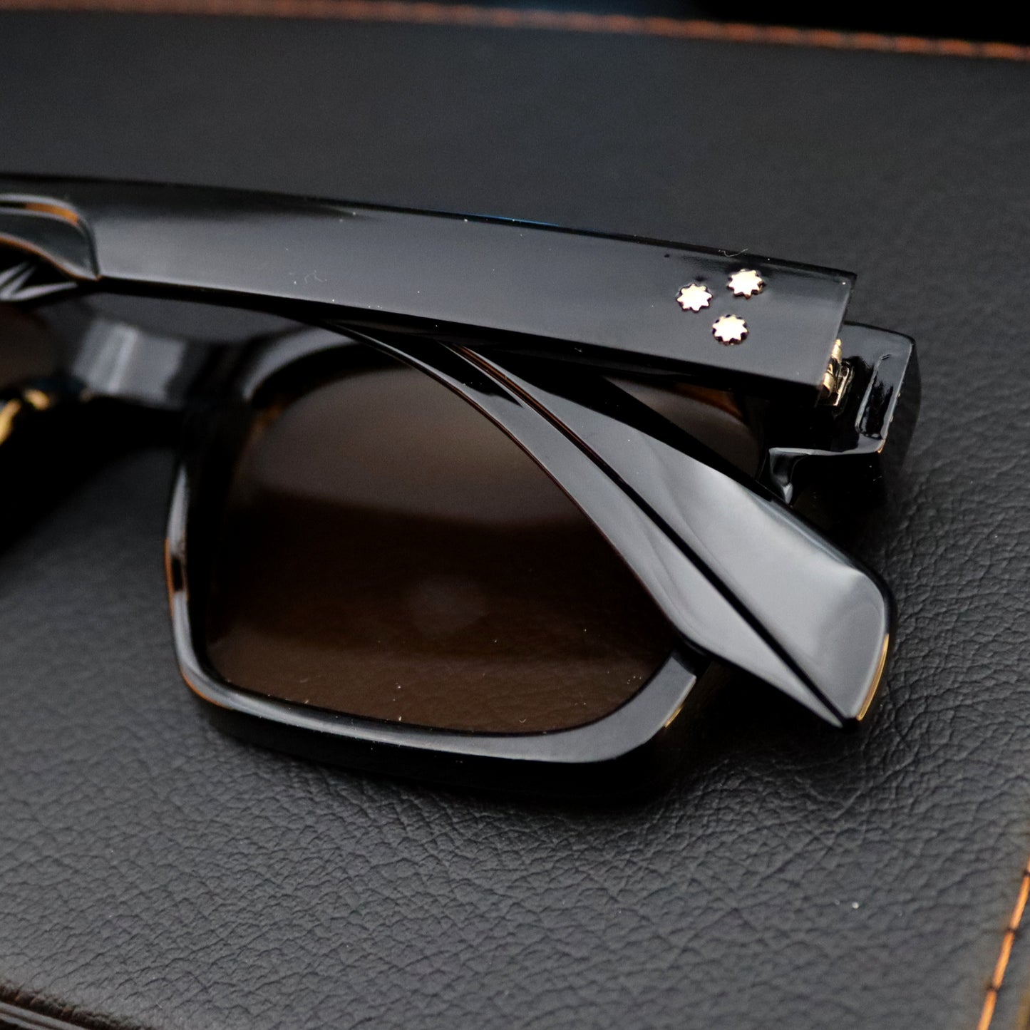 Jaques Marie Mage 6025 NROR