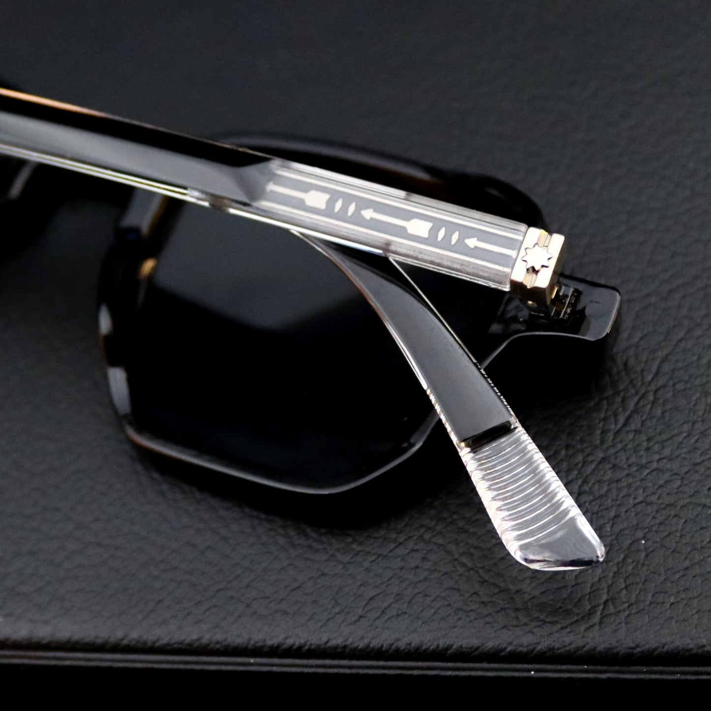 Jaques Marie Mage 6236 DR
