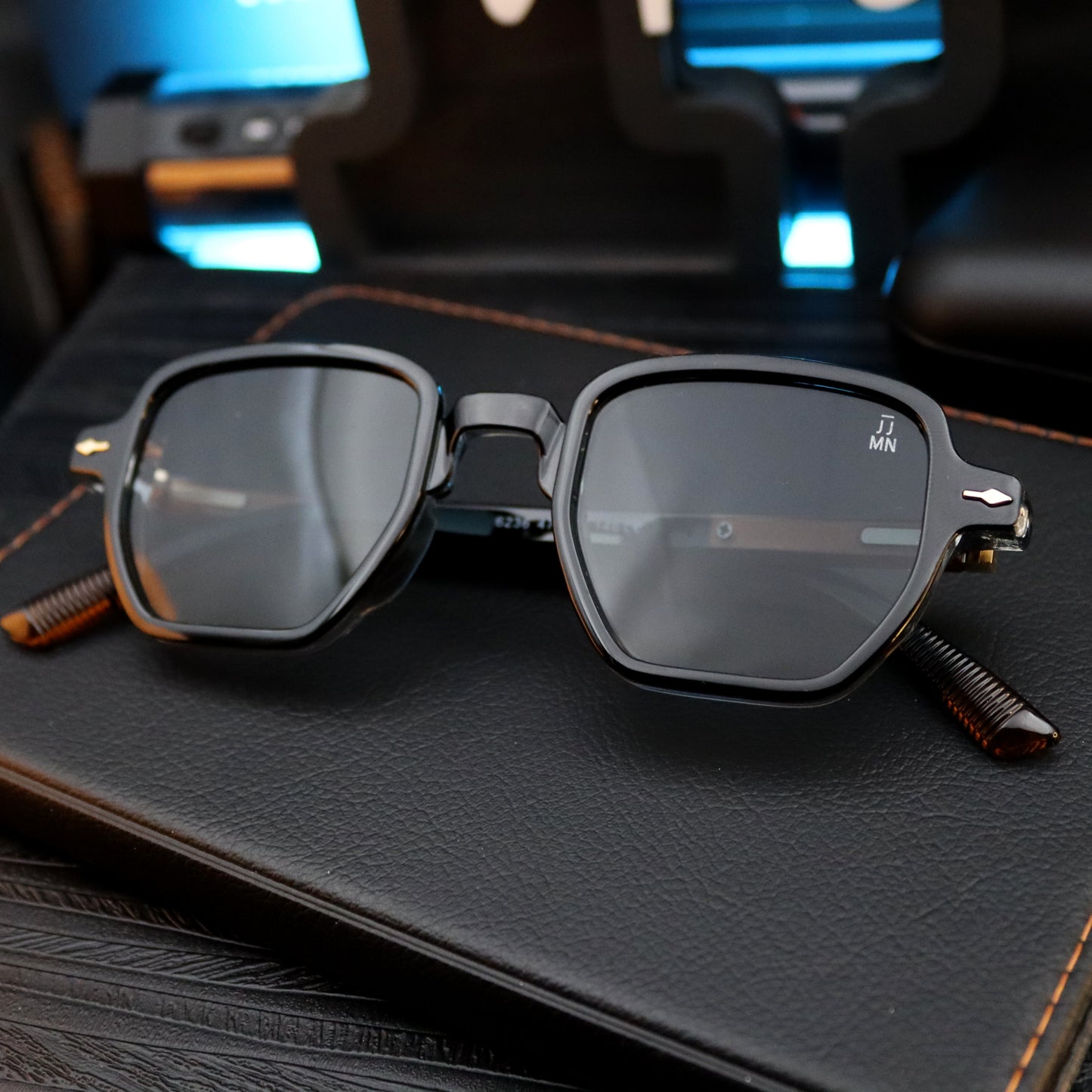 Jaques Marie Mage 6236 VR