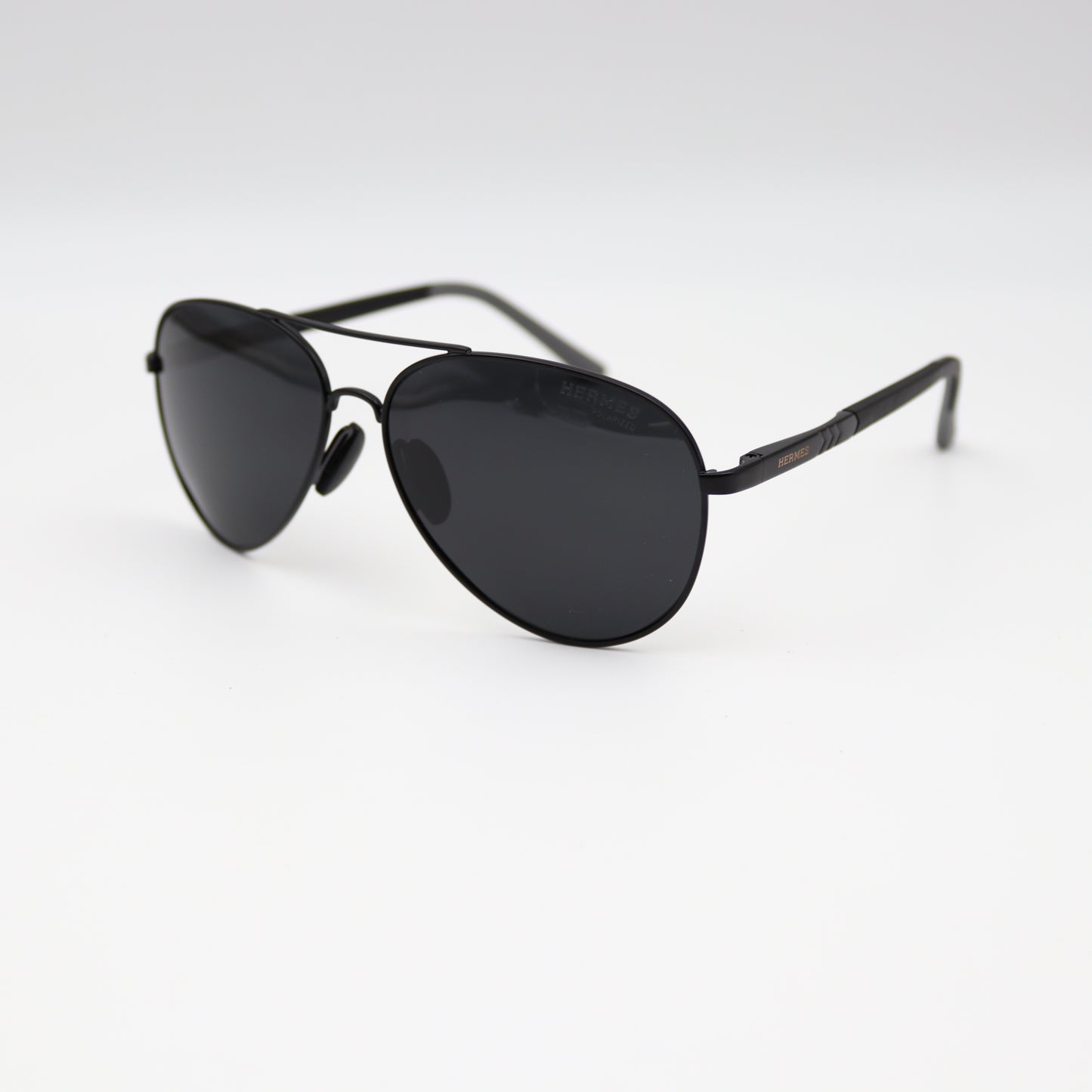 Hermes P5827 NR