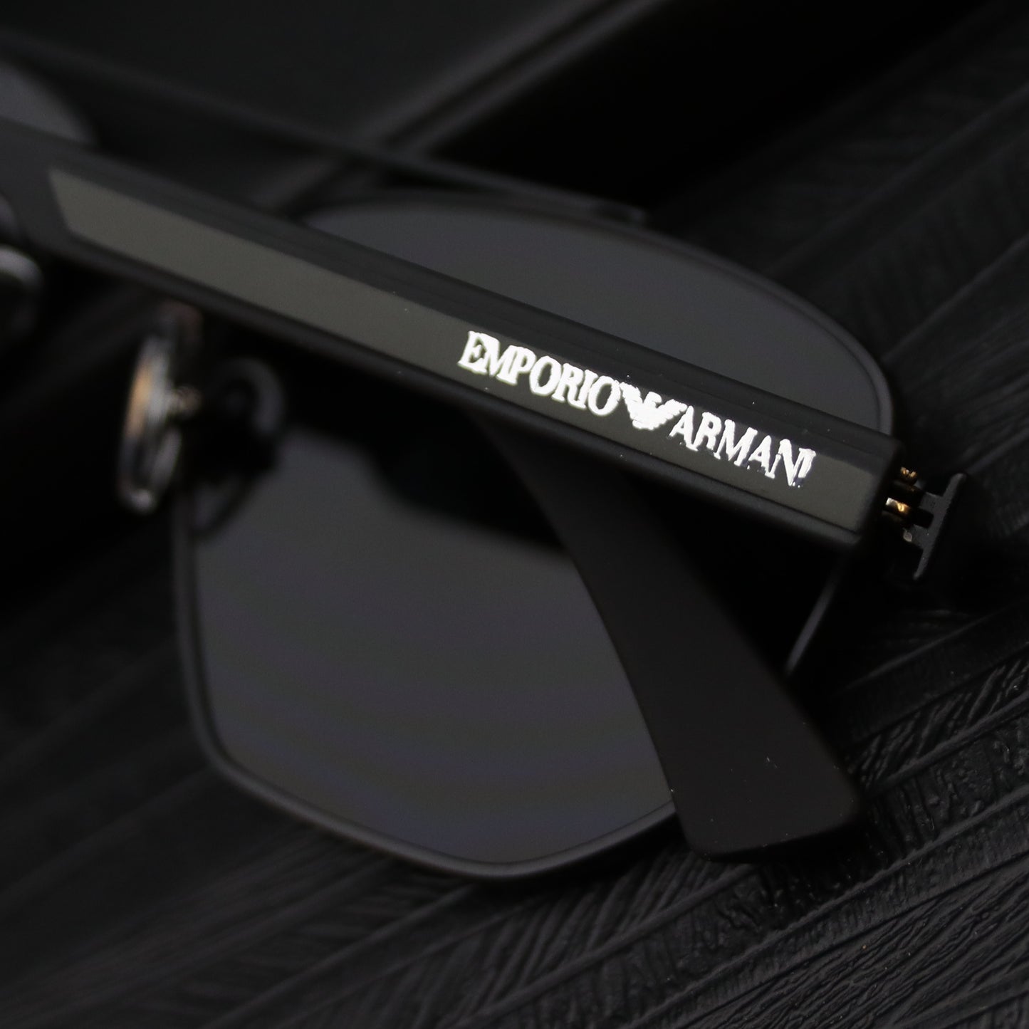 Emporio Armani T0950 NR