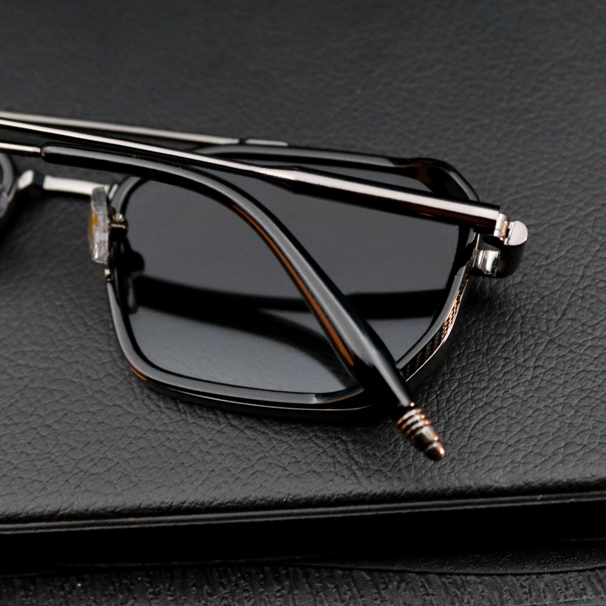 Jacques Marie Mage 5G327 BR