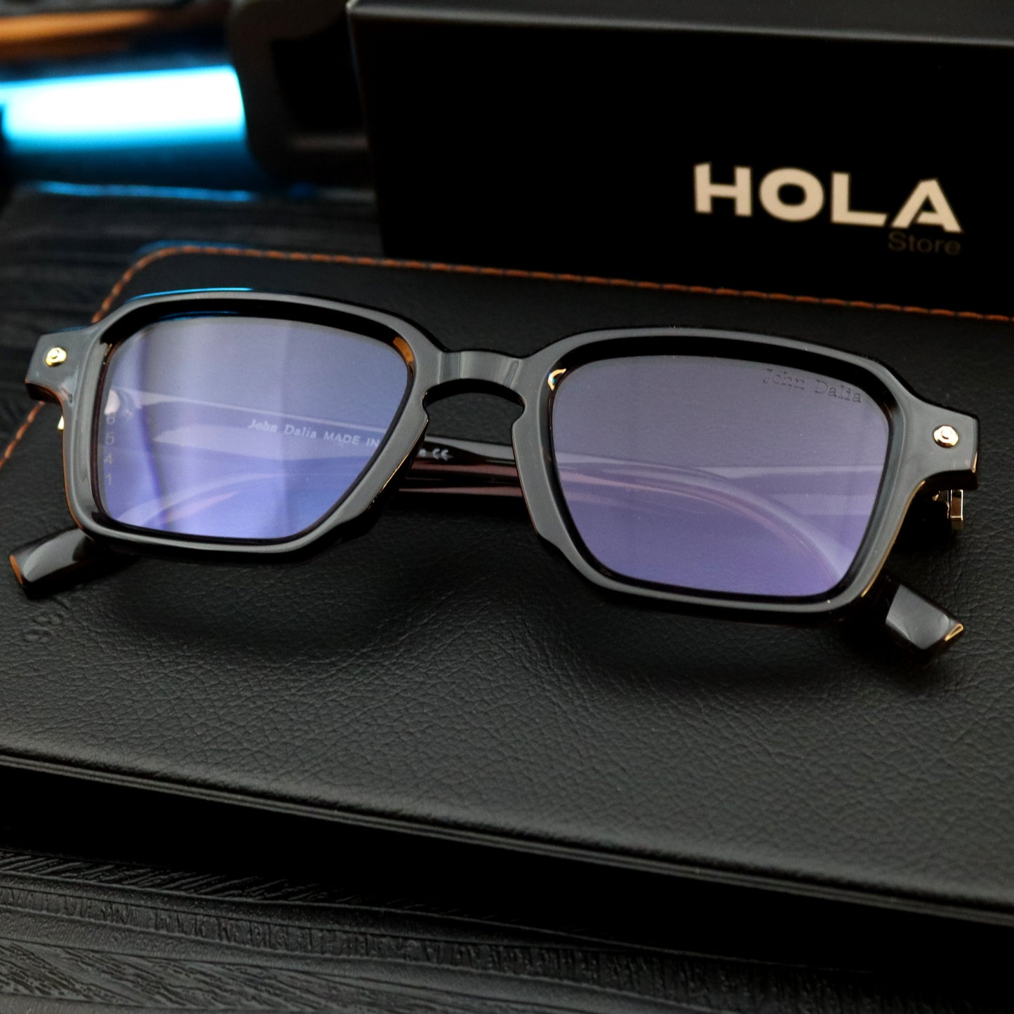 John Dalia 6541 GR