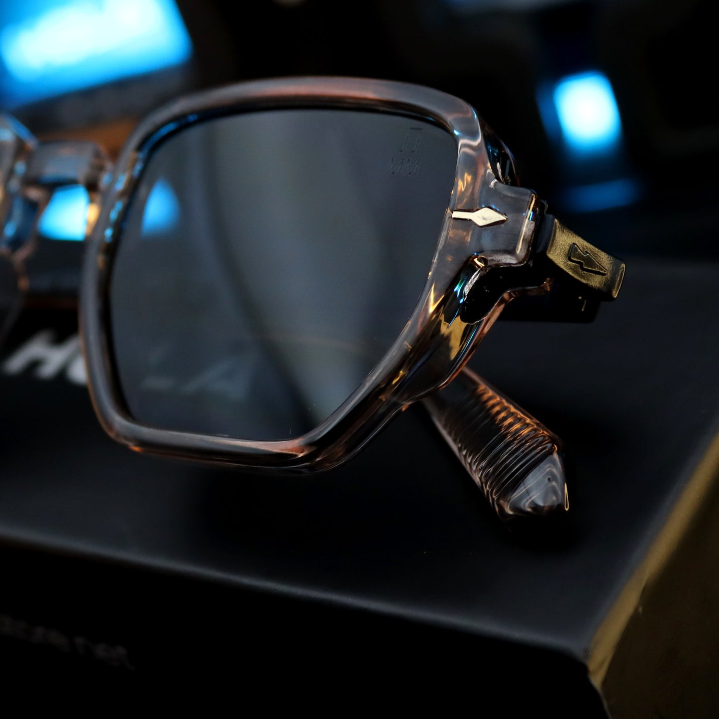 Jaques Marie Mage 6086 BG