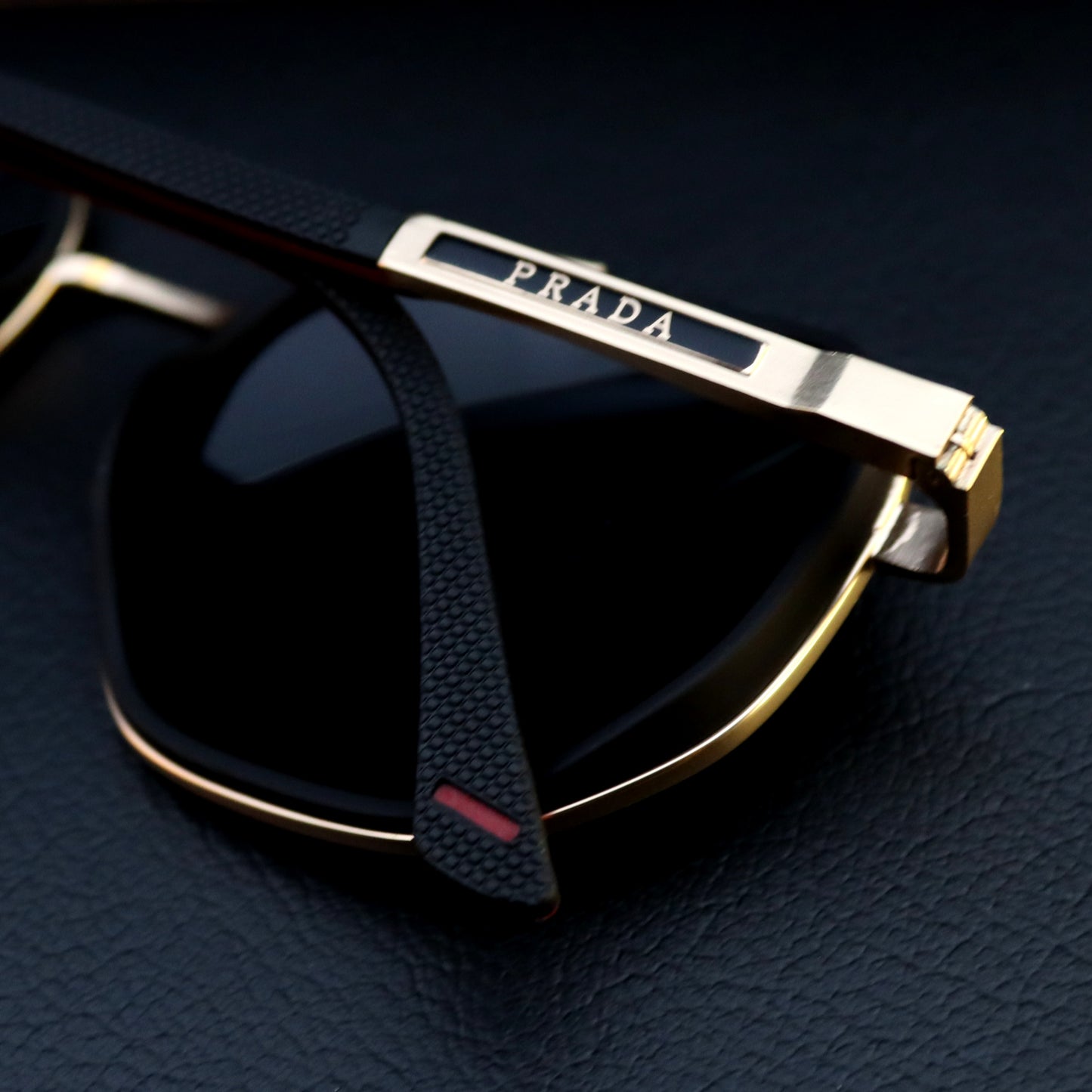 Prada P2402 DR
