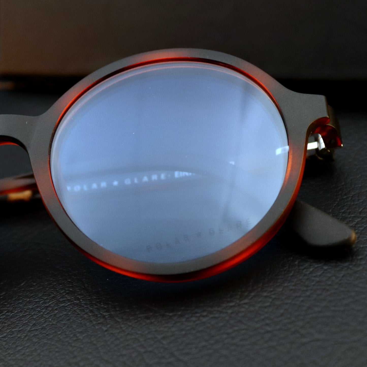 Polar.Glare PG7204C
