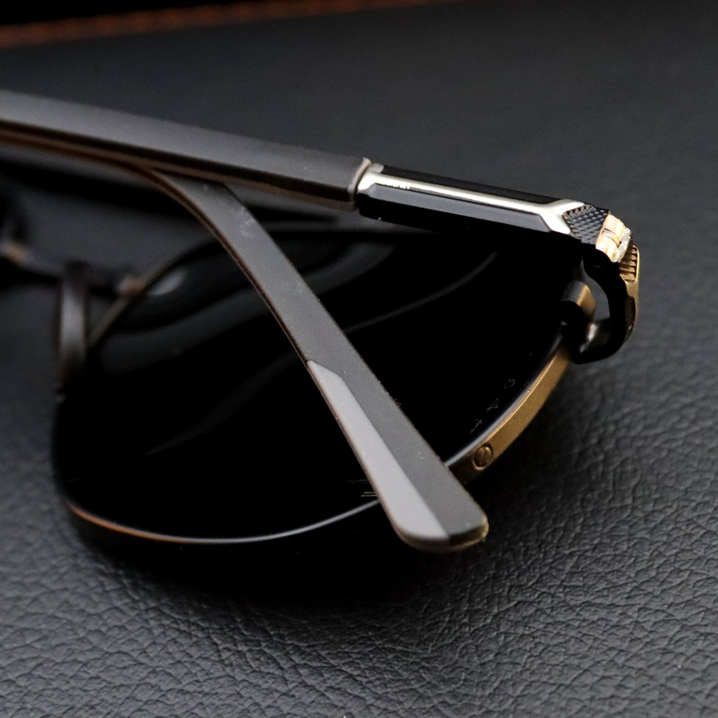 Cartier P5880 NA