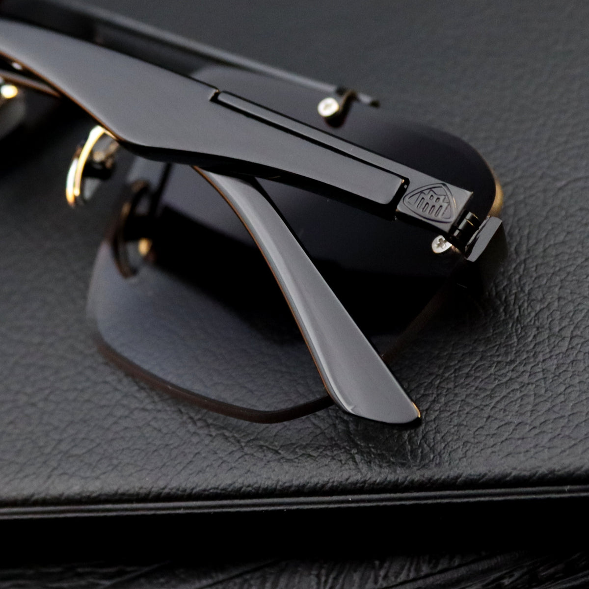 MAYBACH 9869 NR