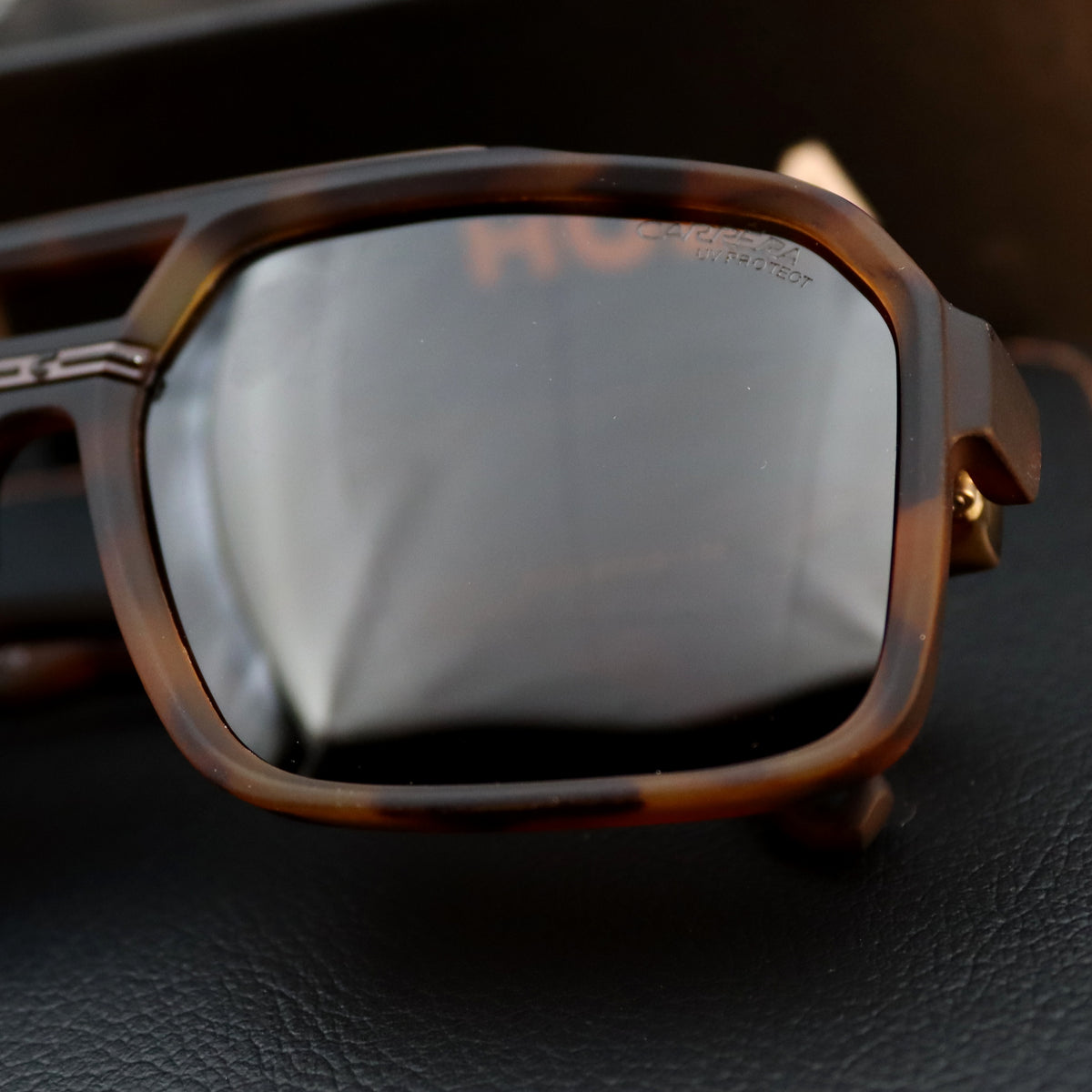 Carrera P03S TIG