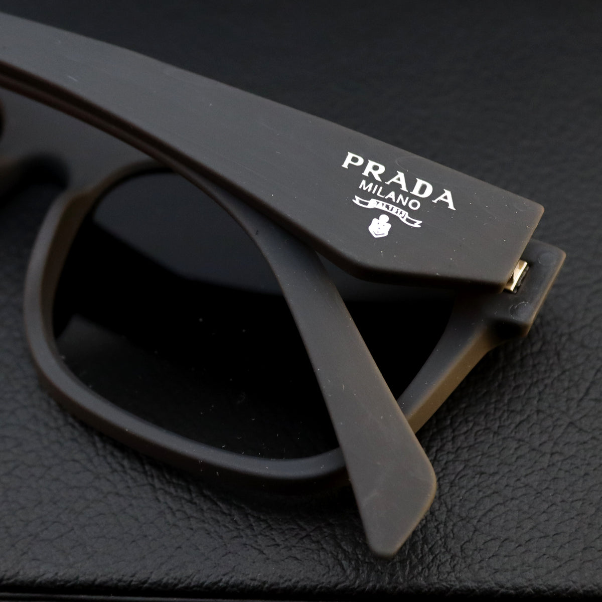 Prada 2389 GR