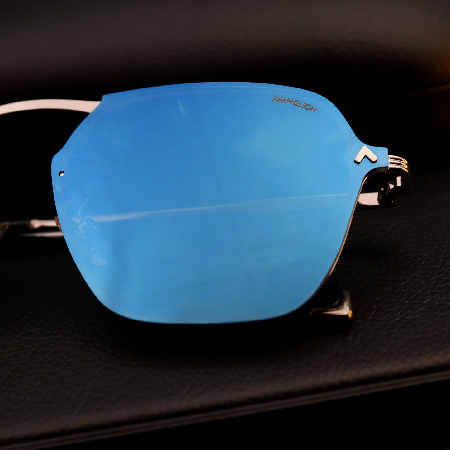 Avanglion AVS1020 BL