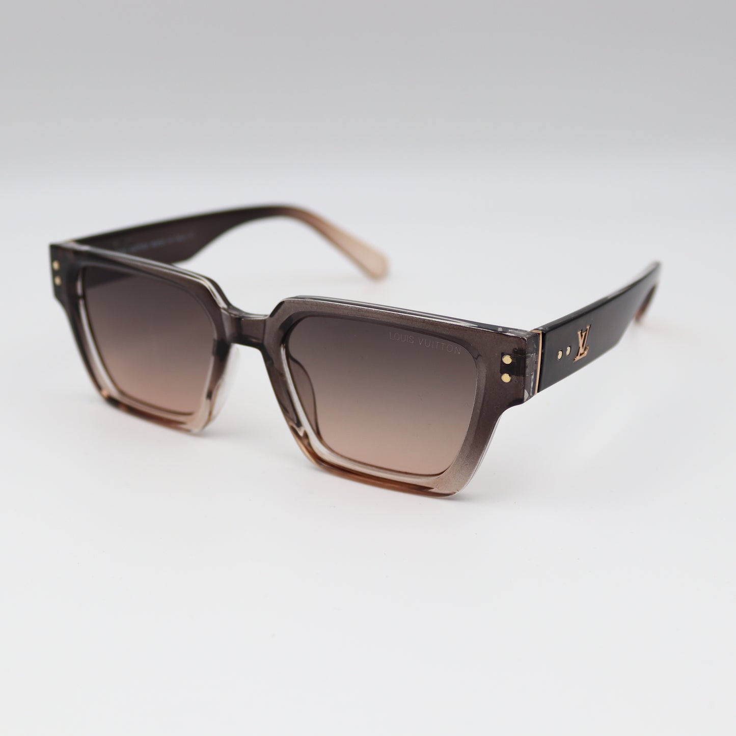 Louis Vuitton 6331 DC