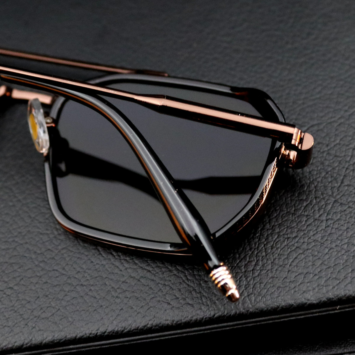 Jacques Marie Mage 5G327 MR