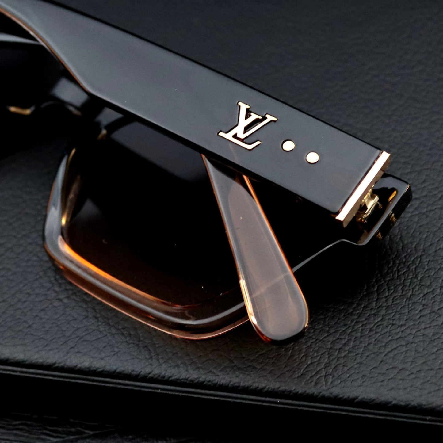Louis Vuitton 6331 DC